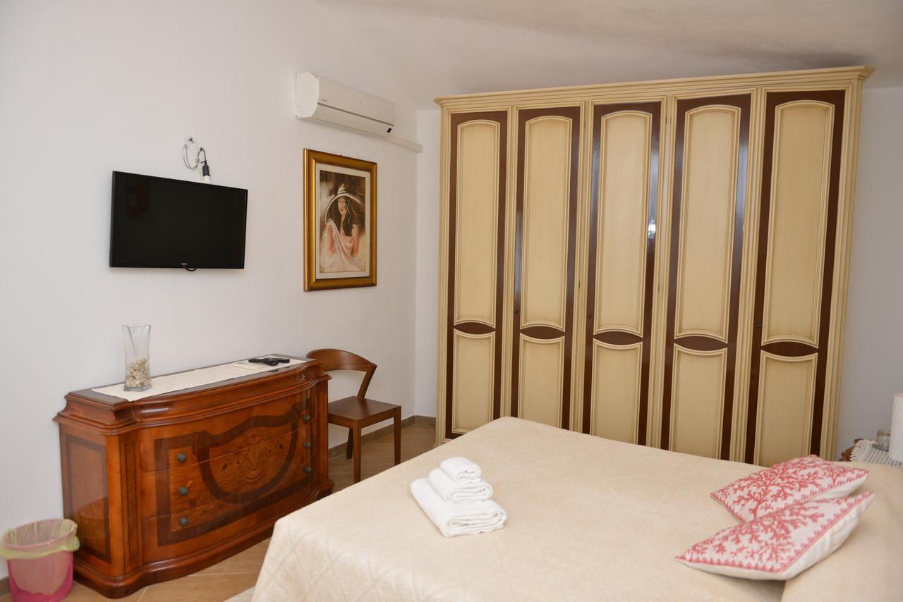 La Fonte Dell'Ulivo 3 Bed & Breakfast ลามัดดาเลนา ภายนอก รูปภาพ